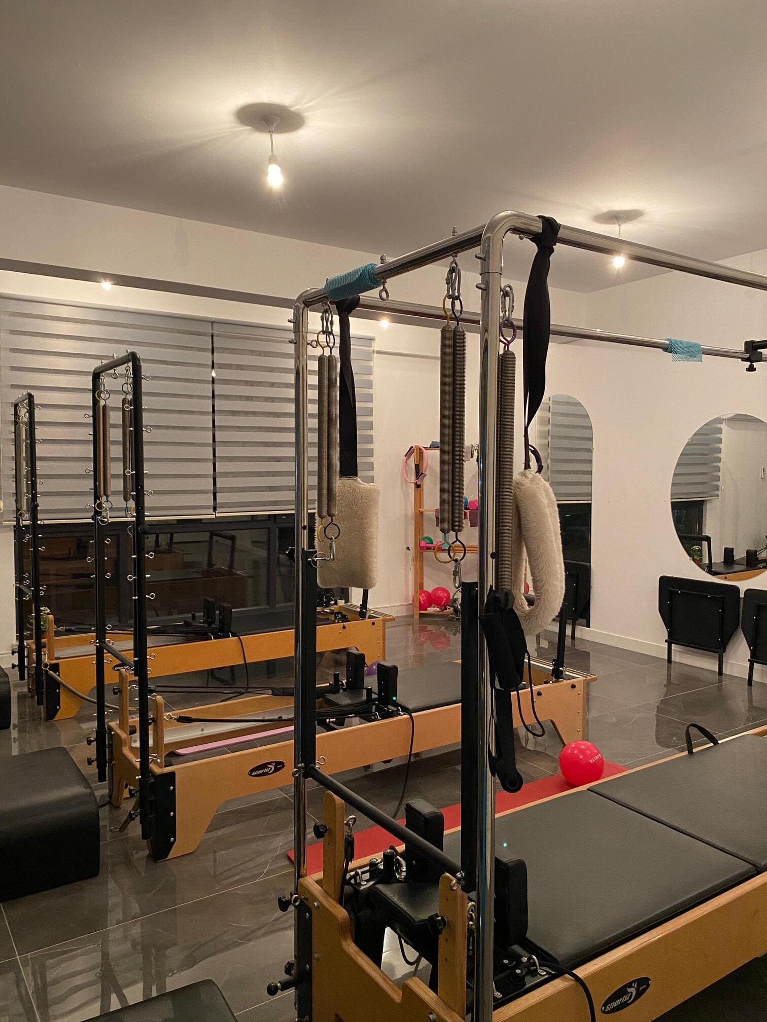 Fizyones Çiftlikköy Şubesi bekleme alanı