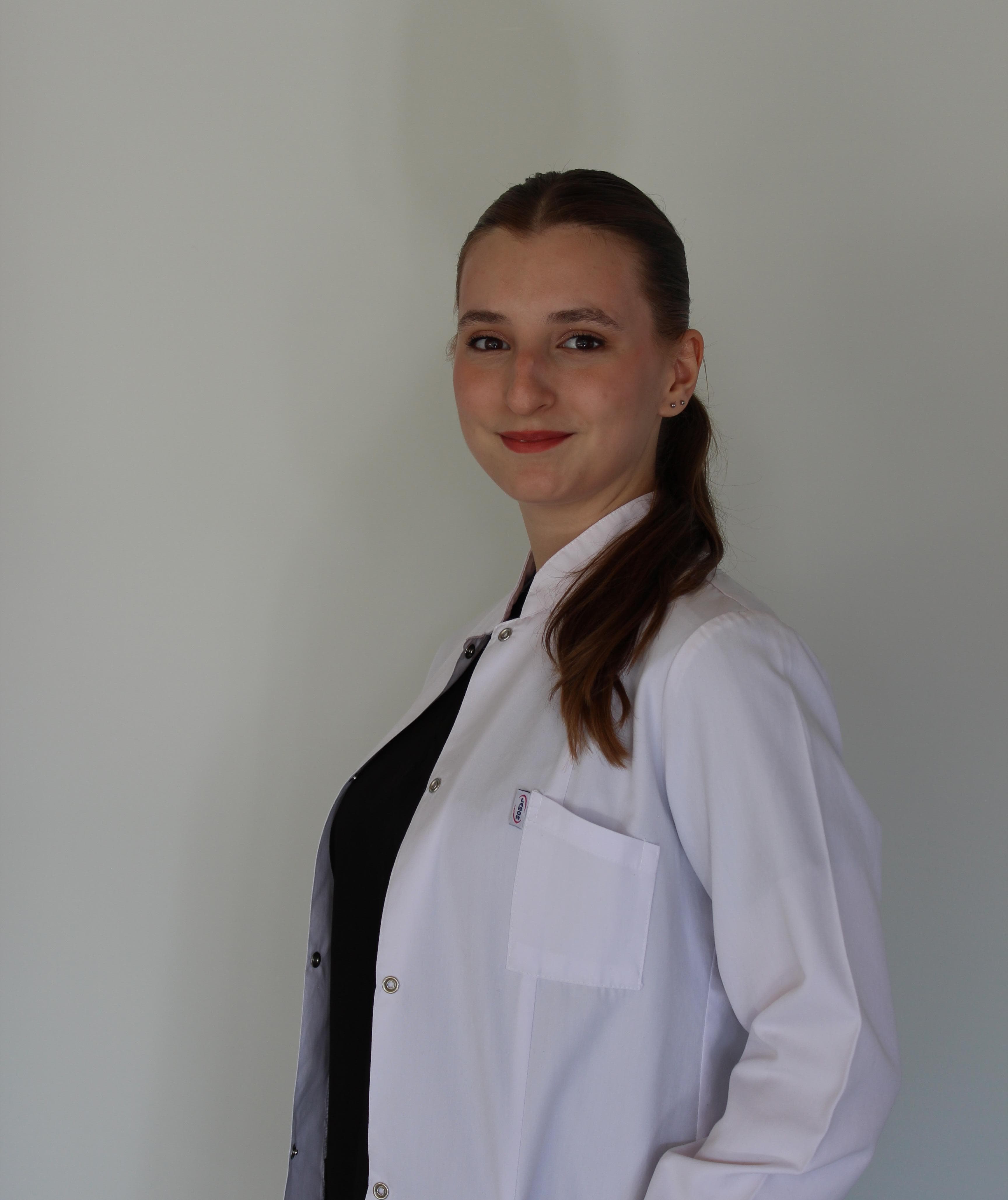 Sude Güler - Fizyoterapist - Fizyones